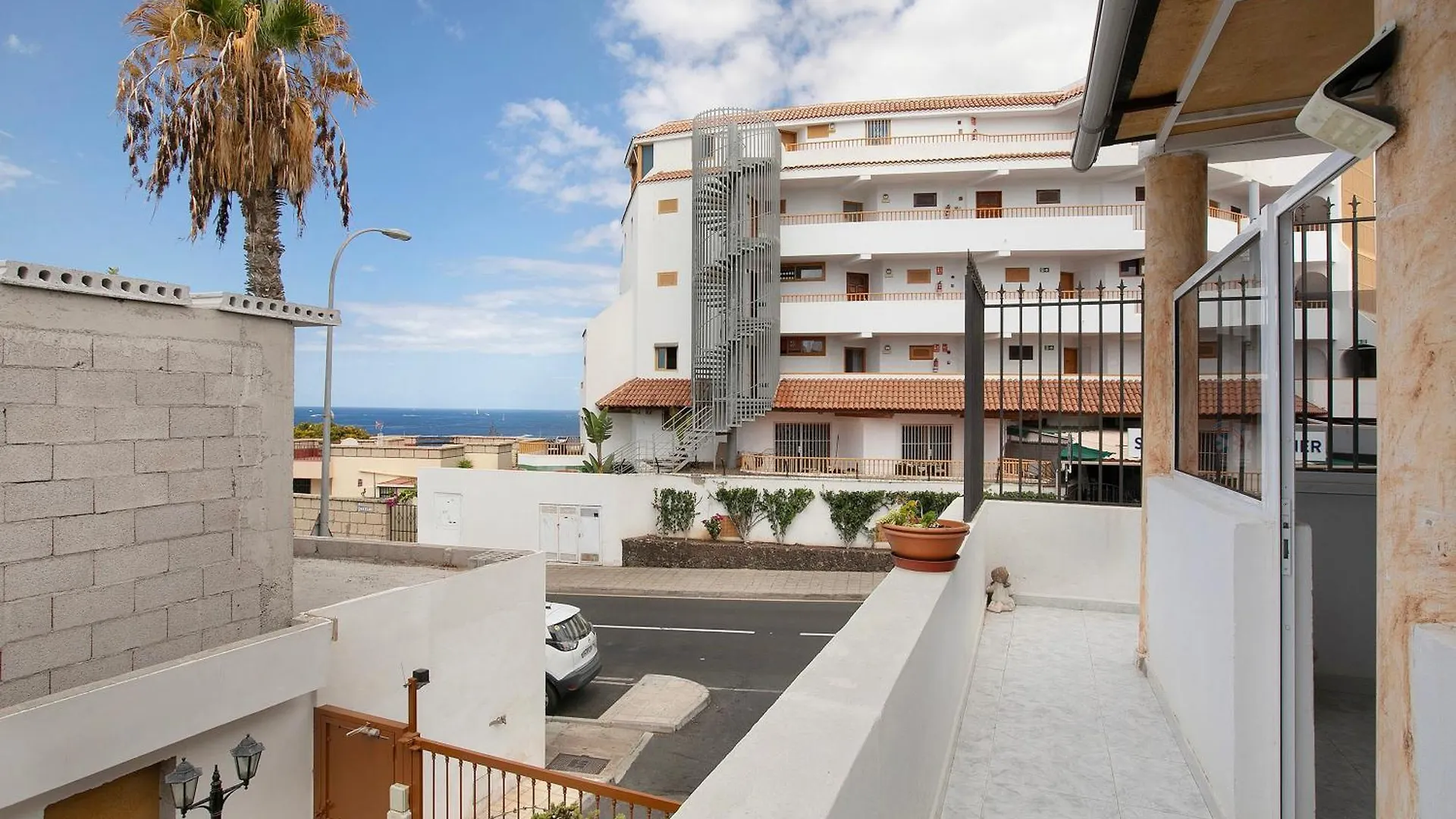 Estudio 2 Costa Adeje